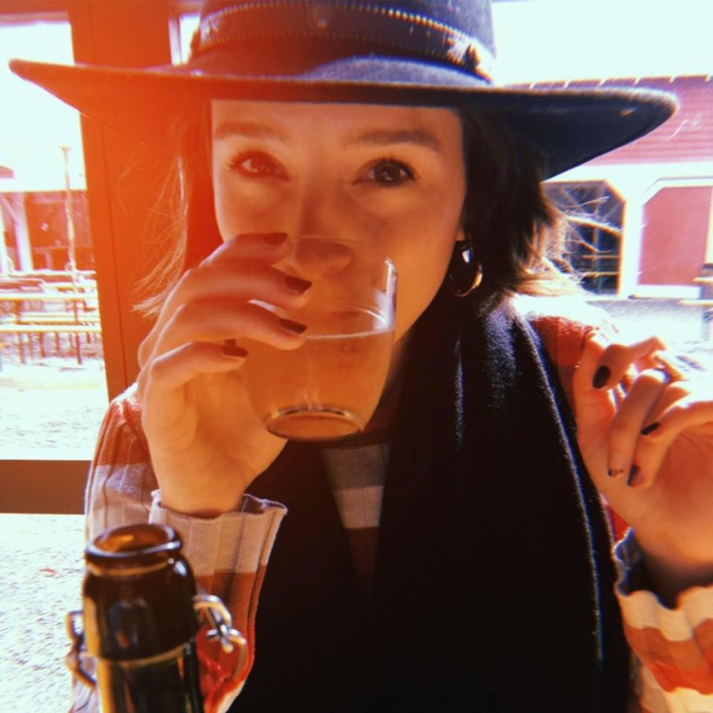 Meet your Posher, Helen